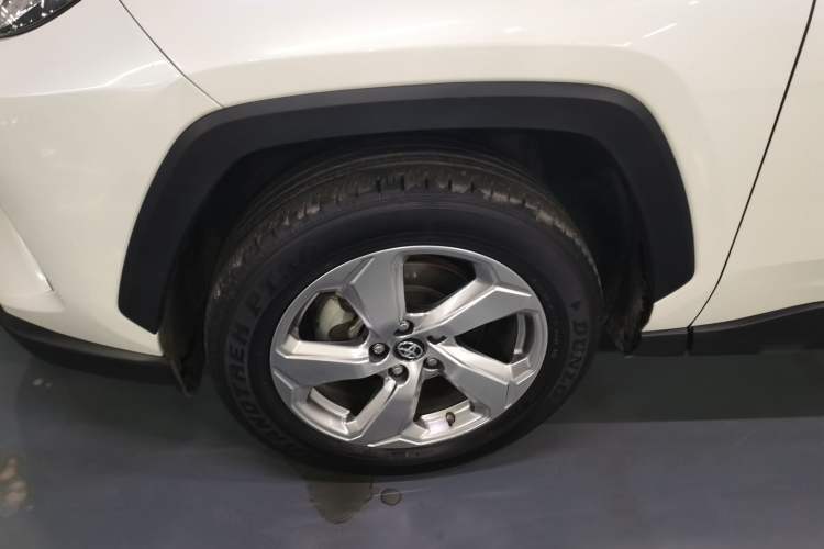 Used Toyota RAV4 2020 2.0L CVT Two-Wheel Drive Fashion Edition
