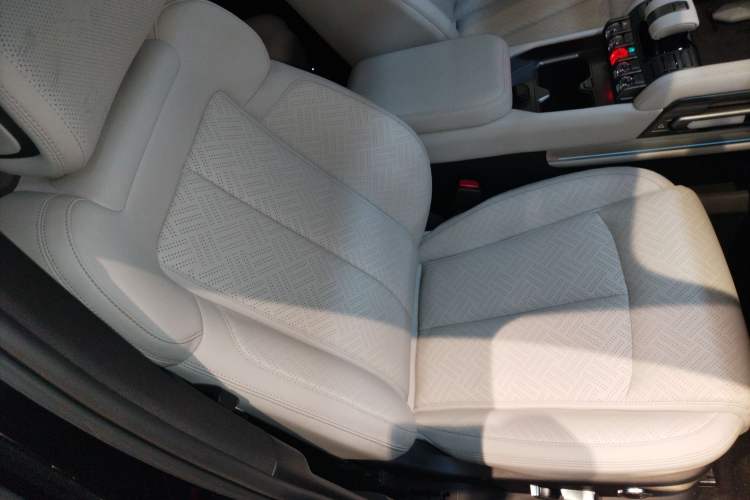 Used Formula Leopard Titanium 3 2025 501 km Four-Wheel Drive Drone Edition