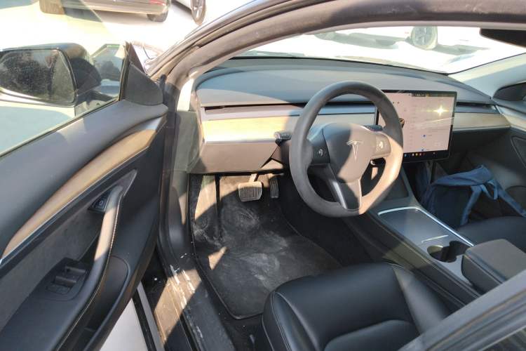 Used Tesla Model 3 2022 Rear-Wheel-Drive Version
