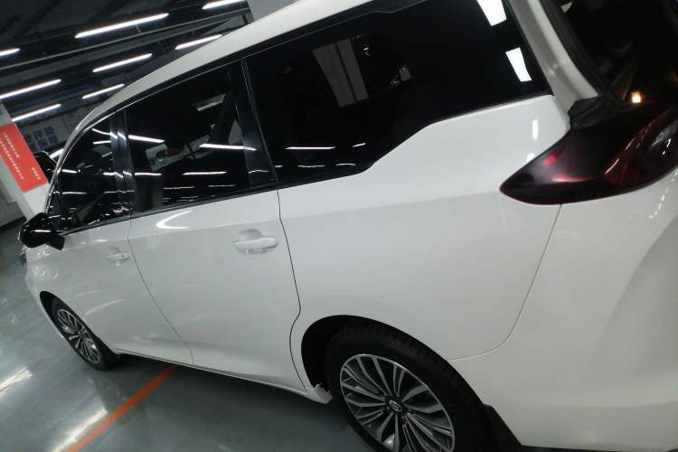 Used GAC Trumpchi M6 2021 270T DCT Luxury Edition (7-seater)
