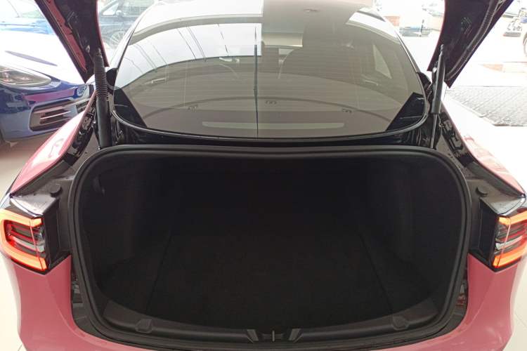 Used Tesla Model 3 2022 Rear-Wheel-Drive Version
