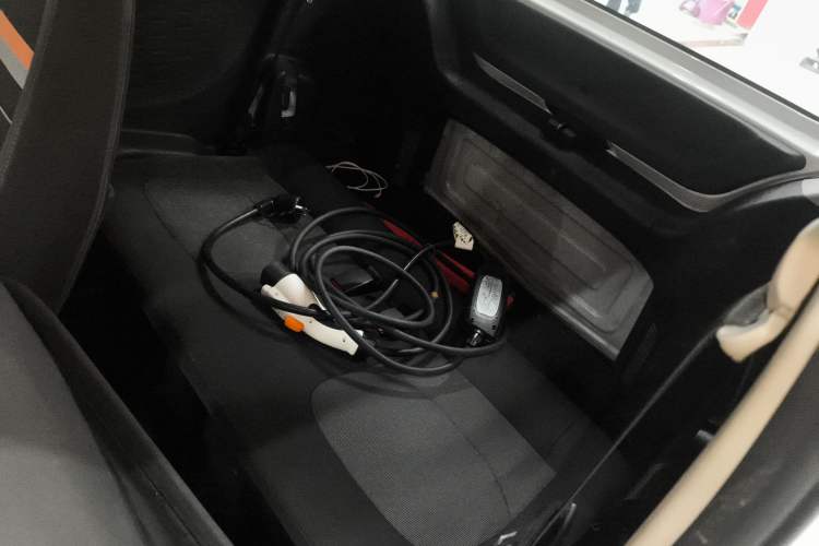 Used Wuling Hongguang MINIEV 2021 Macaron Premium Model – Lithium Iron Phosphate
