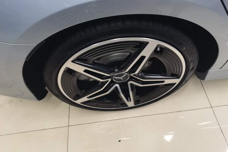 Used Mercedes-Benz A-AMG 2024 AMG A 35 L 4MATIC
