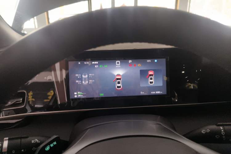 Used BYD Qin L 2025 DM-i Smart Drive 120KM Leading Model
