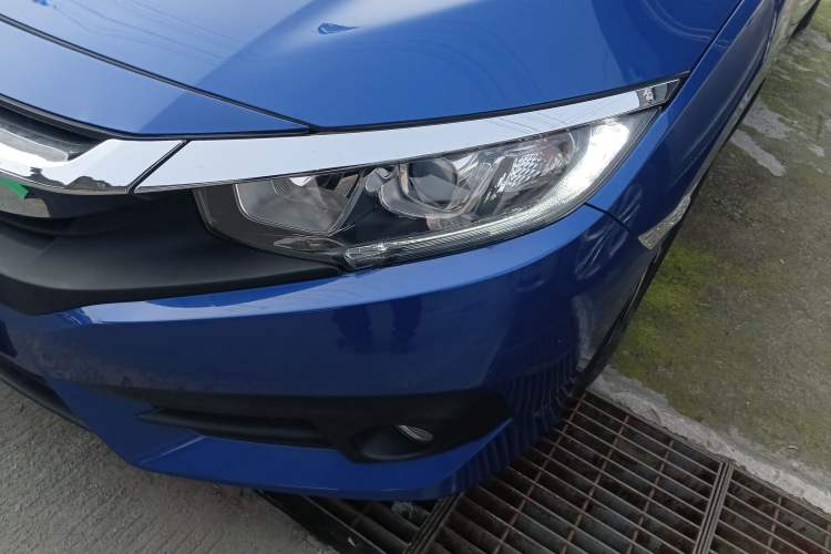 Used Honda Civic 2016 220TURBO CVT Luxury Edition
