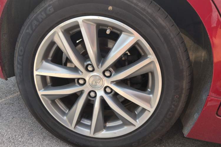 Used Infiniti Q50L 2018 2.0T Comfort Edition China VI Standard