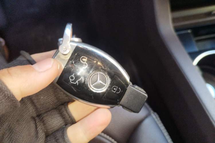 Used Mercedes-Benz GLE 2018 GLE 320 4MATIC Dynamic Edition Collector's Edition
