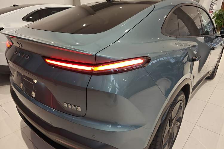 Used ONVO L60 2024 60 kWh Rear-Drive Version