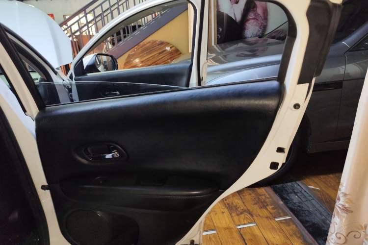 Used Honda Vezel 2017 1.5L CVT 2WD Comfort Model
