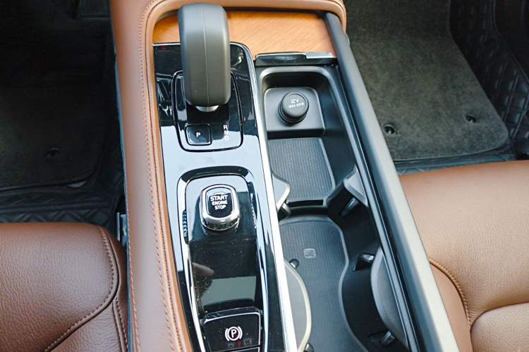 Used Volvo S90 2025 B5 Zhiyi Luxury Edition
