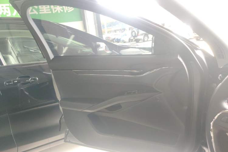 Used Ford Mondeo 2023 1.5T E-Hybrid Luxury Version
