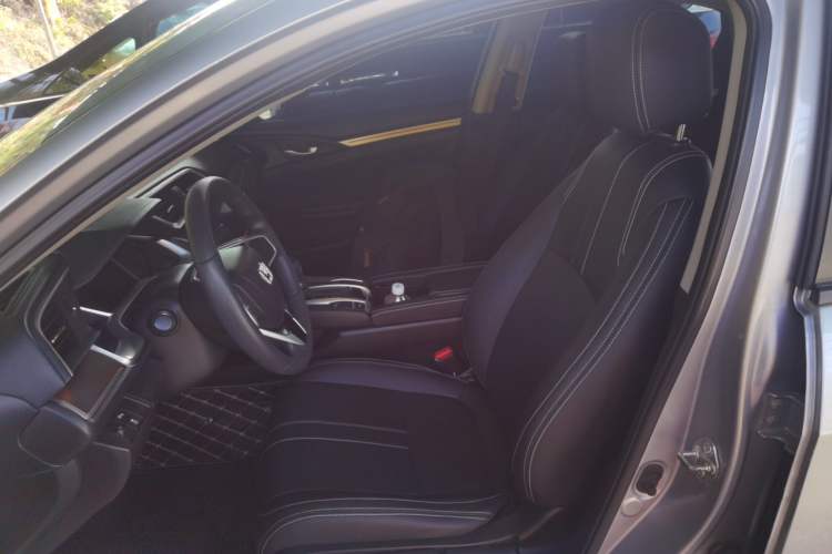 Used Honda Civic 2016 220TURBO CVT Luxury Edition
