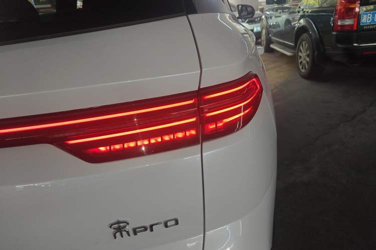 Used BYD Song Pro New Energy 2023 Champion Edition DM-i 71KM Beyond Model
