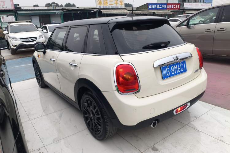 Used  MINI 2015 1.5T COOPER Fun Five-Door Edition
