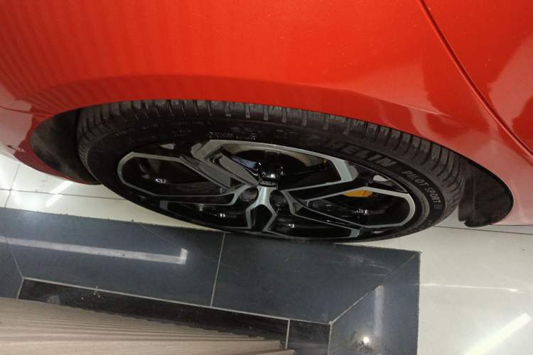 Used  SU7 2024 Rear-Drive Ultra-Long Range Advanced Pro-Level Intelligent Driving Version