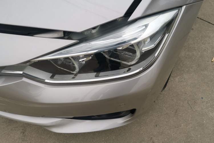 TDK.VehicleDetails.img