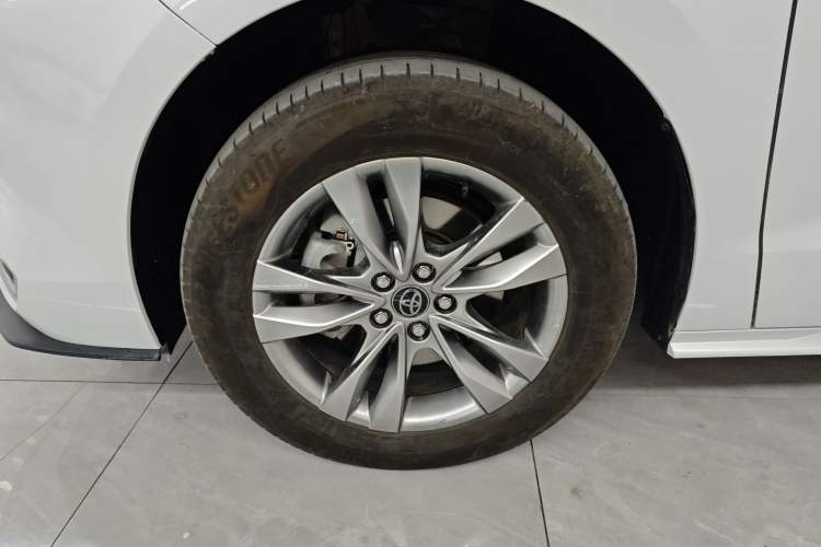 Used Toyota Sienna 2024 2.5L Hybrid Comfort Edition