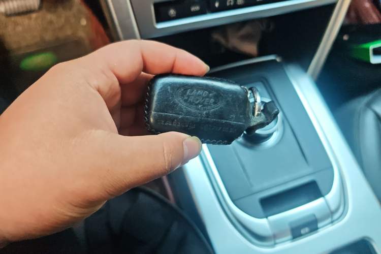 Used Land Rover Discovery Sport 2018 240 PS HSE Version