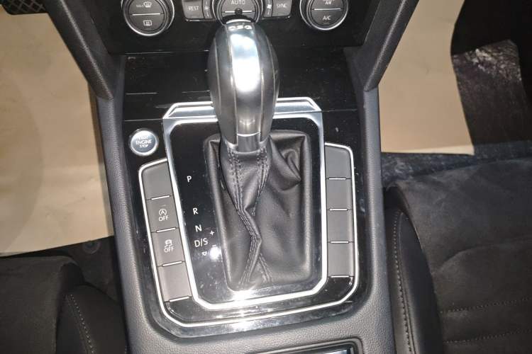 Used Volkswagen Magotan 2018 330TSI DSG Luxury Model