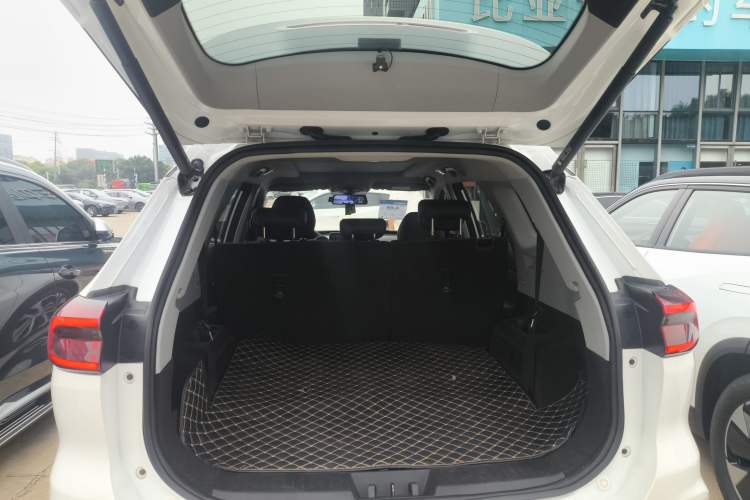 Used Chery Tiggo 8 2024 Honor Edition 230TCI Automatic Excellence Version 7 Seats
