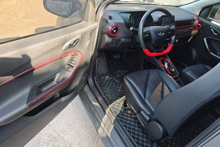 Used Chery Little Ant 2022 Sweet Pink Edition Half-Sugar Version Lithium Iron Phosphate 29.2 kWh 30 kW 301 km
