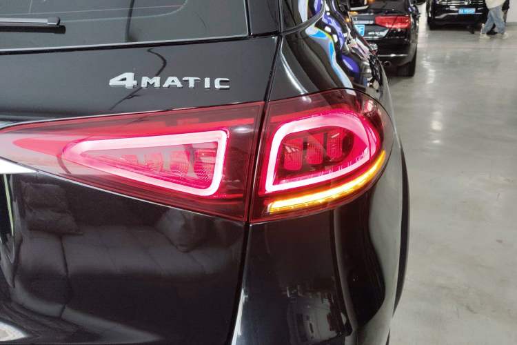 Used Mercedes-Benz GLE 2022 Refreshed GLE 350 4MATIC Dynamic Edition
