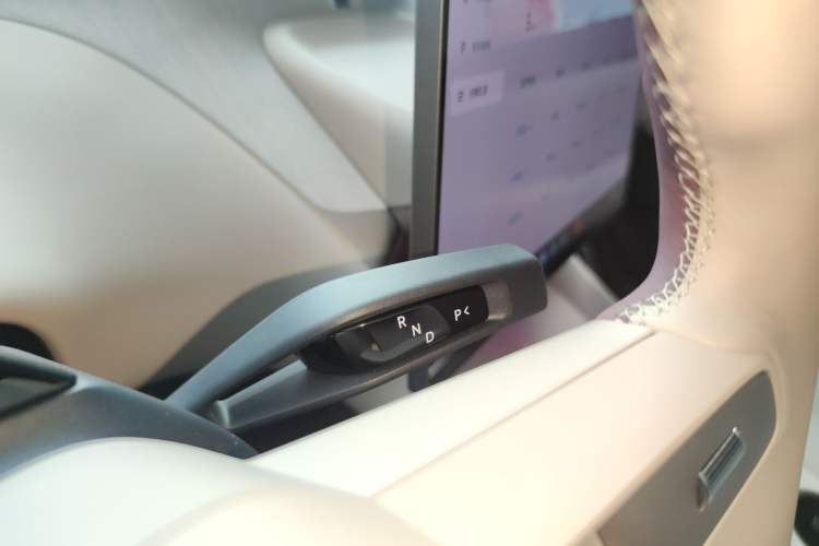 Used  YU7 2025 Ultra-Long Range All-Wheel Drive Pro Version
