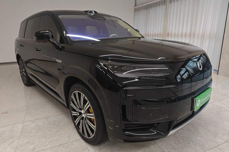 Used Denza N9 2025 Flagship Model
