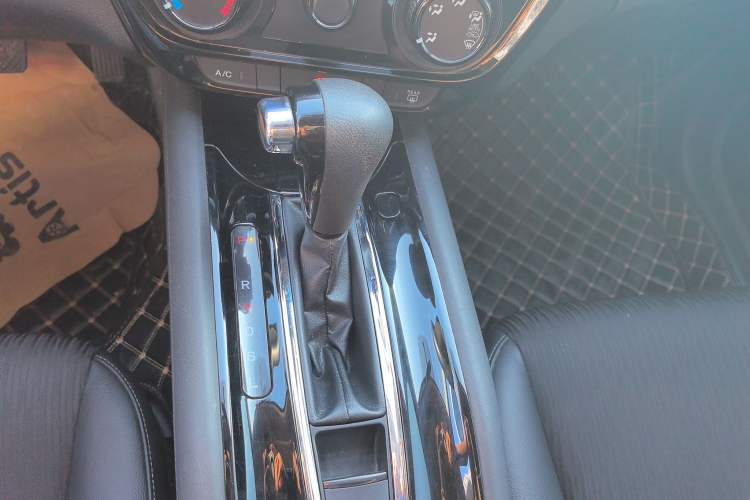 Used Honda Vezel 2019 1.5L CVT Pioneer Edition China V
