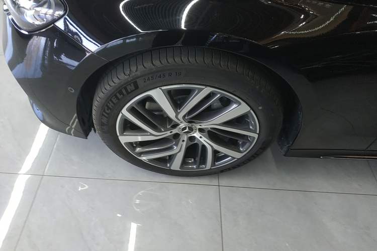 Used Mercedes-Benz E-Class 2025 E 300 L Stylish Model
