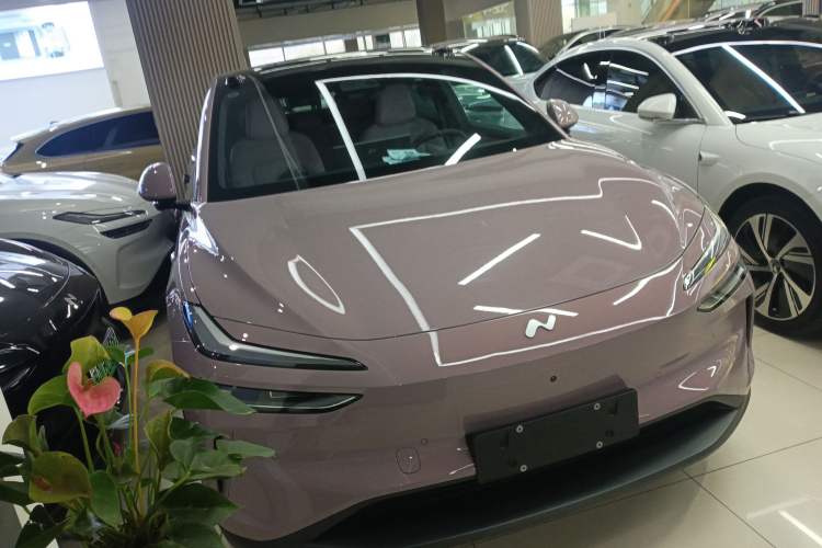 Used ONVO L60 2024 60 kWh Rear-Drive Version