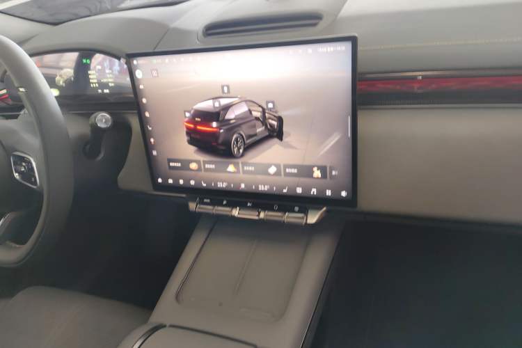 Used Zeekr 7X 2025 100 kWh Long-Range Rear-Wheel Drive with Intelligent Driving Features