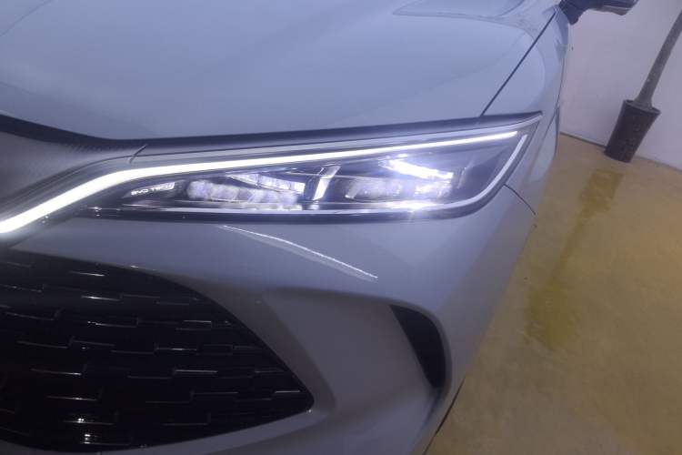 Used BYD Song L DM-i 2025 Intelligent Driving Version 160 km Beyond-Range Type
