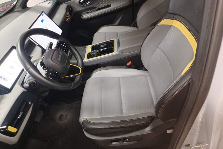 Used AION Y 2022 70 Enjoyment Edition Ternary Lithium
