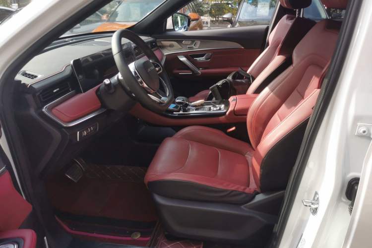 Used Jetour X70 PLUS 2021 1.6T DCT Pro 5-Seater