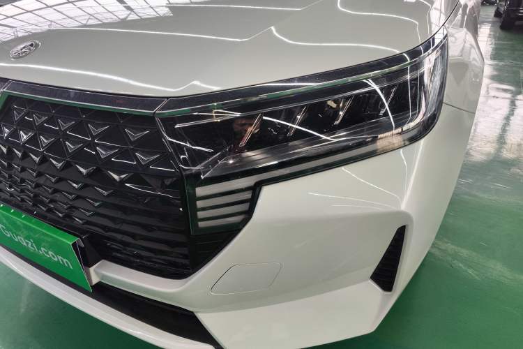 Used Venucia D60 2023 PLUS 1.6L XL CVT Yue Ling Edition