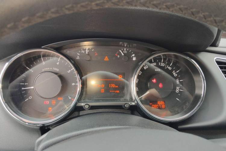 Used Peugeot 3008 2013 1.6THP Automatic Prestige Edition
