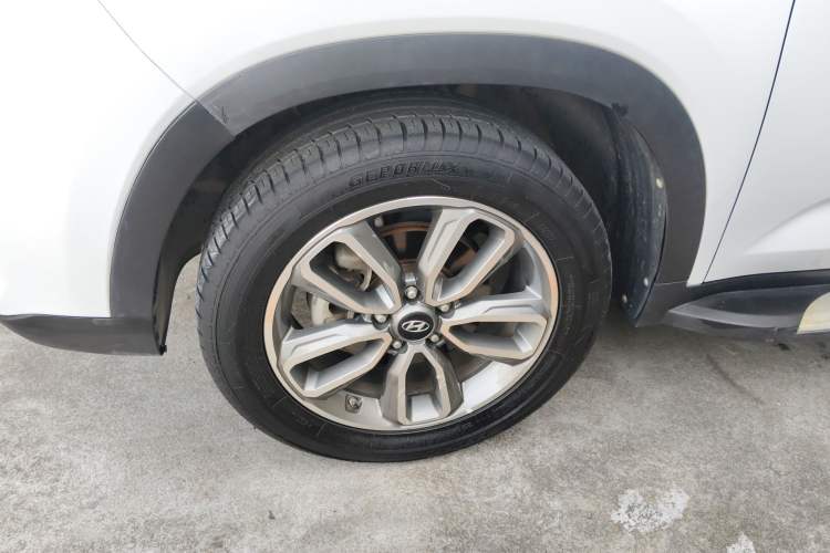 Used Hyundai ix35 2019 2.0L Automatic 2WD Zhiyong·Changxiang Edition China VI Standard
