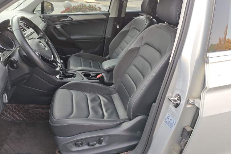 Used Volkswagen Tiguan L 2018 330TSI Automatic Two-Wheel Drive Luxury Edition
