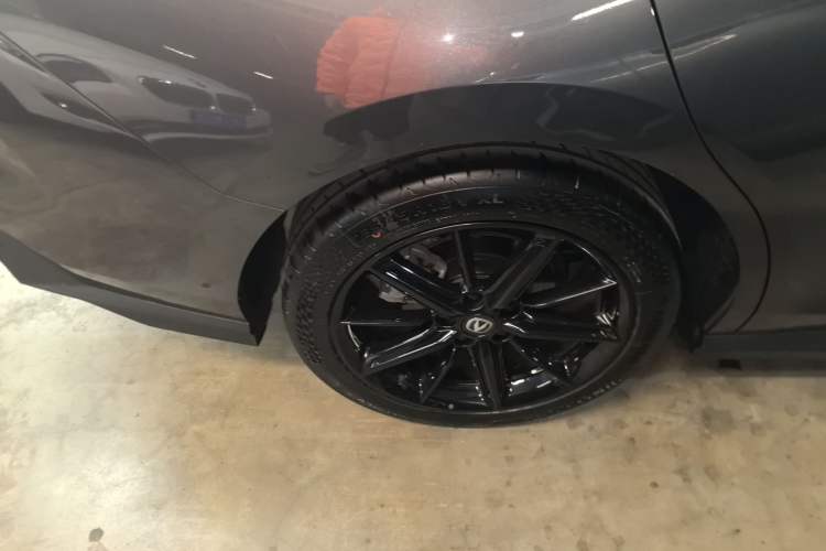 Used Changan UNI-V 2022 1.5T Prestige Version
