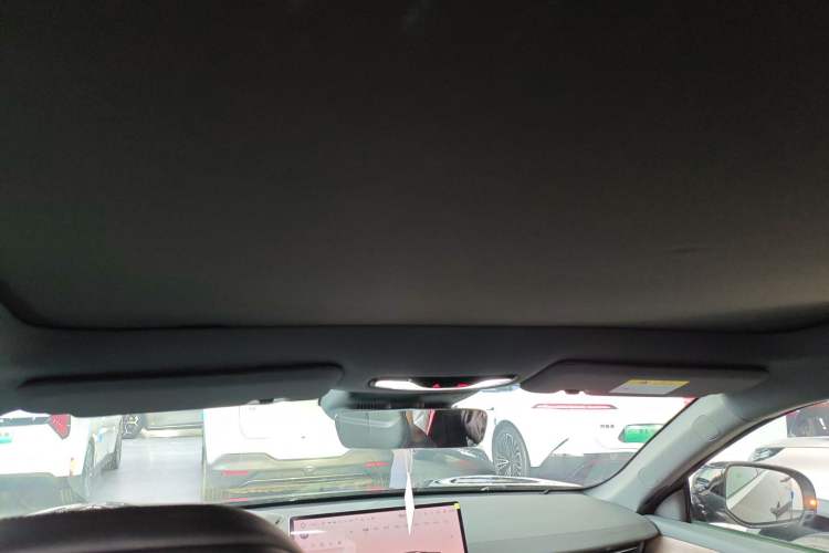 Used  A07 2024 Pure Electric "True Fragrance" Edition 515 Prestige Model
