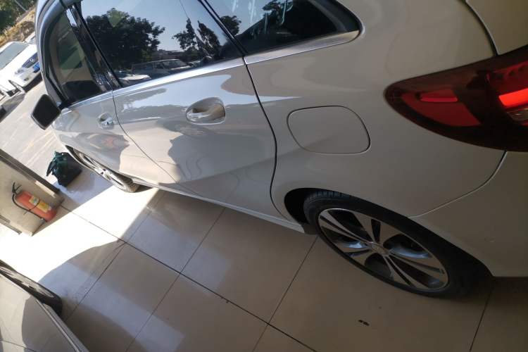 Used Mercedes-Benz B-Class 2015 B 200 Fashion Model
