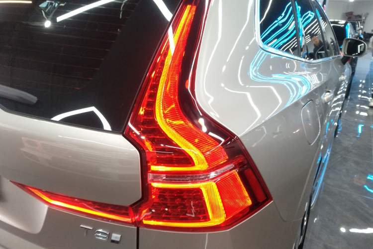 Used Volvo XC60 New Energy 2025 Plug-in Hybrid Long-Range All-Wheel Drive Smart & Luxurious Edition