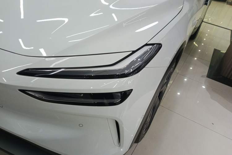 Used ONVO L60 2024 60 kWh Rear-Drive Version
