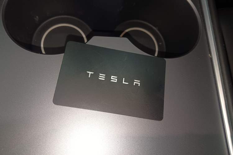 Used Tesla Model Y 2024 Long-Range All-Wheel-Drive Version