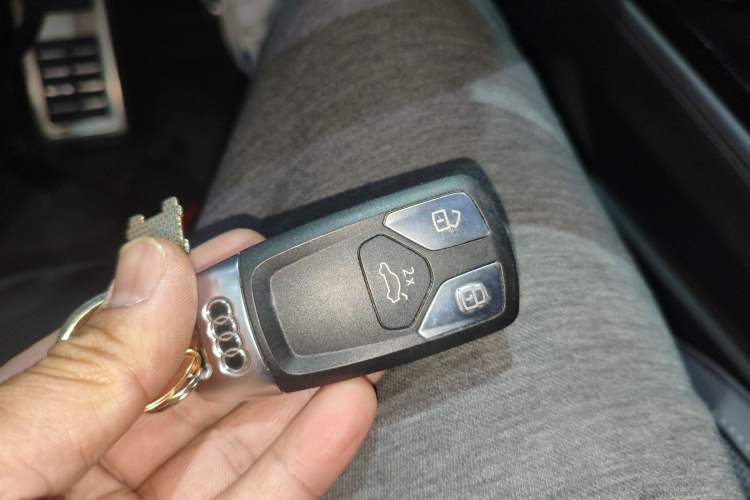 Used Audi A4L 2024 40 TFSI Luxury Dynamic Edition
