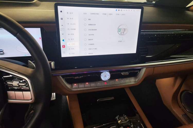 Used Tank 500 New Energy 2024 Hi4-T
