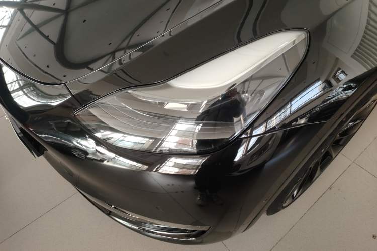 Used Tesla Model Y 2021 Long-Range All-Wheel-Drive Version