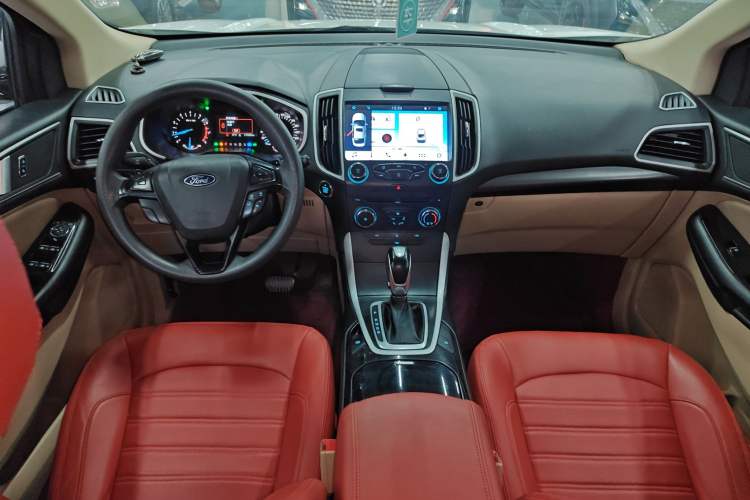 Used Ford Edge 2016 EcoBoost 245 Two-Wheel-Drive Titanium 5-Seater
