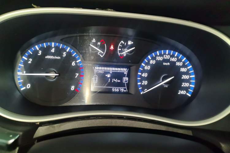 Used Venucia T90 2017 2.0L CVT Smart Edition
